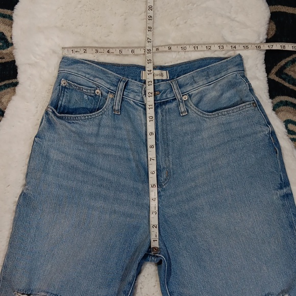 Madewell the mom jean high rise distressed light wash jeans Women's sz 28 - Picture 4 of 10